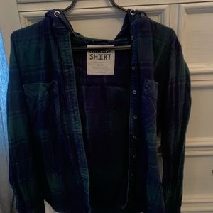 Garage plaid shirt with hood